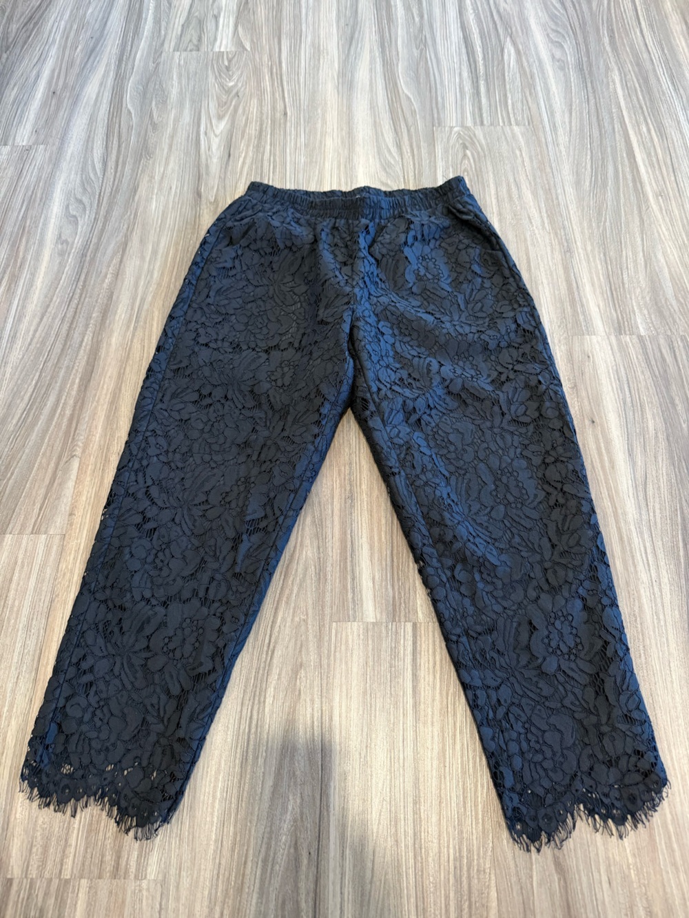Sugarlips Black Cropped Lace Pants